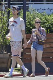 Emma Roberts and Cody John - Shopping in Los Feliz 08/02/2023