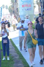 Erika Christensen - SAG /AFTRA Strike in Front of Netflix Studios in Hollywood 08/28/2023