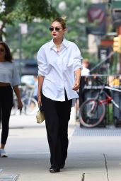 Gigi Hadid Street Style - NYC 08/12/2023