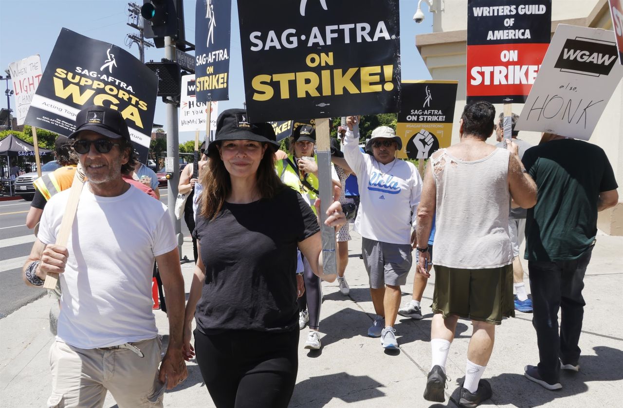 Jeanne Tripplehorn at the SAG-AFTRA and WGA Strike Outside Paramount ...