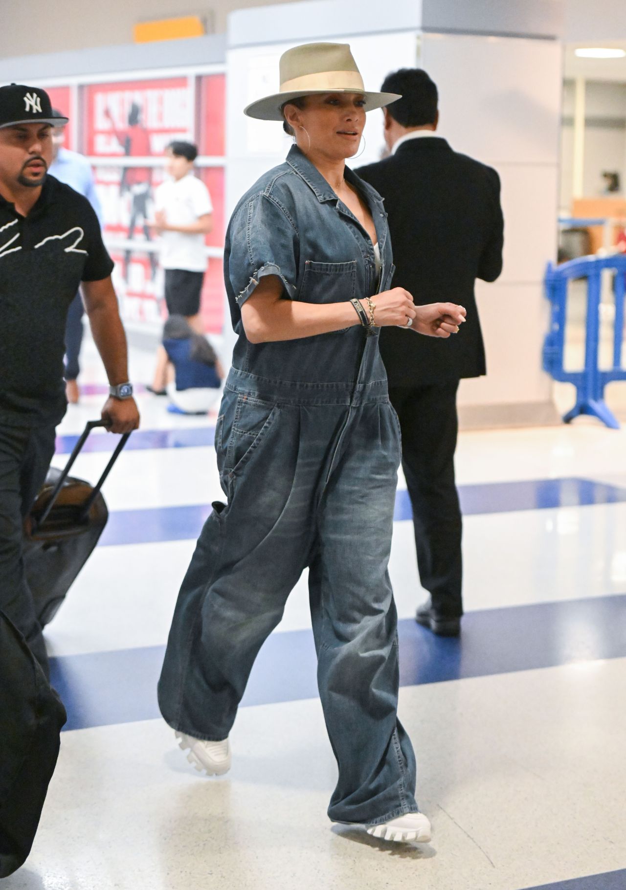 Jennifer Lopez Arriving at JFK Airport in New York 08/12/2023 • CelebMafia