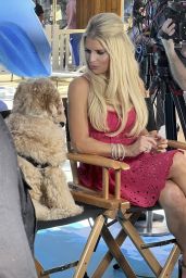 Jessica Simpson in a Colorful Dress at a Petsafe Event in Beverly Hills 08/25/2023