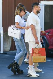 Kate Beckinsale - Shopping in Los Angeles 08/12/2023