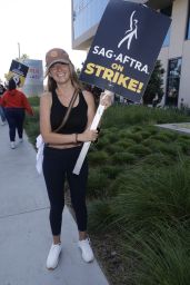 Kathryn Cochrane – Members of SAG-Aftra and the WGA Join the Picket Line at Netflix Offices in Los Angeles 08/14/2023