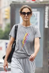 Katie Holmes - Out in New York 08/10/2023