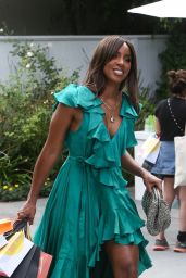 Kelly Rowland - Exits the Day of Indulgence Event in Brentwood 08/13/2023