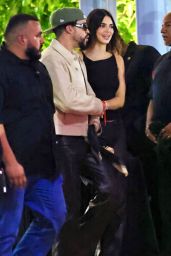 Kendall Jenner and Bad Bunny at Drake’s 2nd LA “It’s All A Blur”Concert in inglewood 08/14/2023