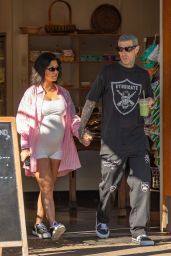 Kourtney Kardashian and Travis Barker Heading to the Beach for a Stroll in Santa Barbara 08/23/2023