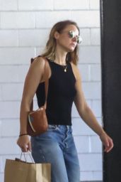 Kristen Bell With a Zara Bag in West Hollywood 08/04/2023