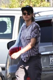 Kristen Stewart in a Tie Dye Tee and Converse Sneakers - Shopping for Oat Milk in Los Feliz 08/04/2023
