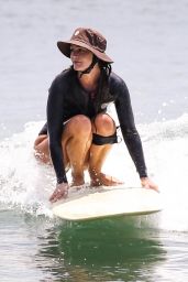 Leighton Meester - Solo Wave Riding Session in Malibu 08/12/2023
