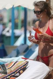 Leni Klum in a Red Bikini in Forte dei Marmi 08/24/2023