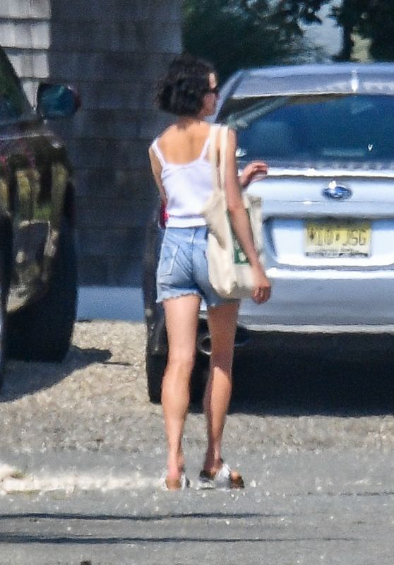 Margaret Qualley at a BBQ in Beach Haven 08/21/2023