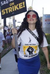 Natasha Blasick - Members of SAG-Aftra and the WGA Join the Picket Line at Netflix Offices in Los Angeles 08/14/2023