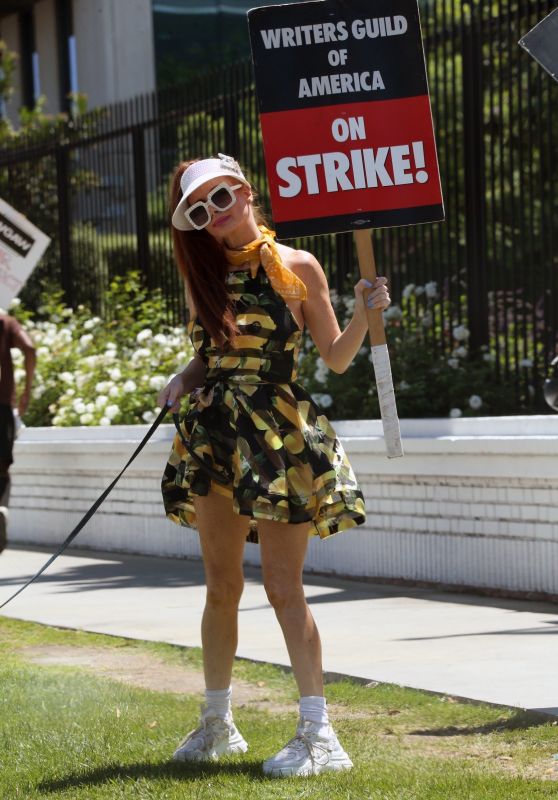 Phoebe Price Joins the Protestors at Netflix in Los Angeles 08/07/2023
