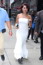 Raye Wearing a White Strapless Form-fitting Dress - Exiting GMA in New York 08/14/2023