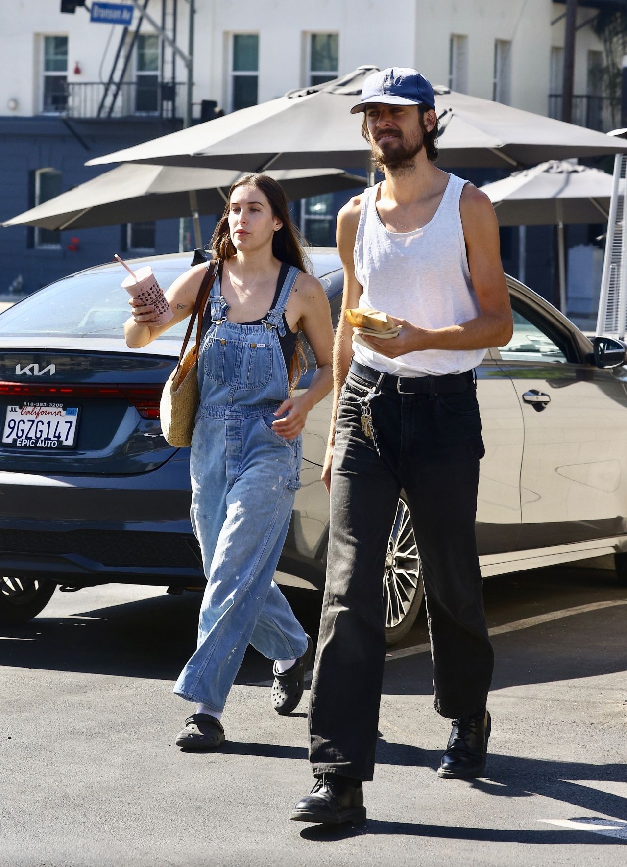 Scout Willis at The Oaks Gourmet Cafe in Los Feliz 08/03/2023 • CelebMafia