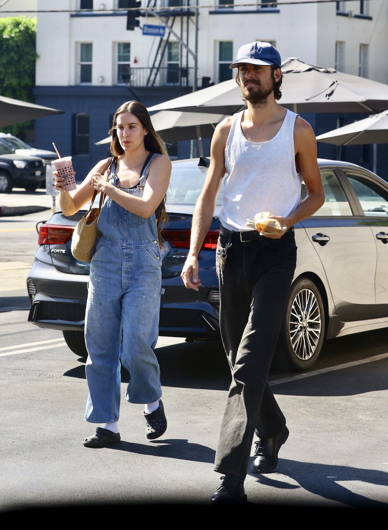 Scout Willis at The Oaks Gourmet Cafe in Los Feliz 08/03/2023 • CelebMafia