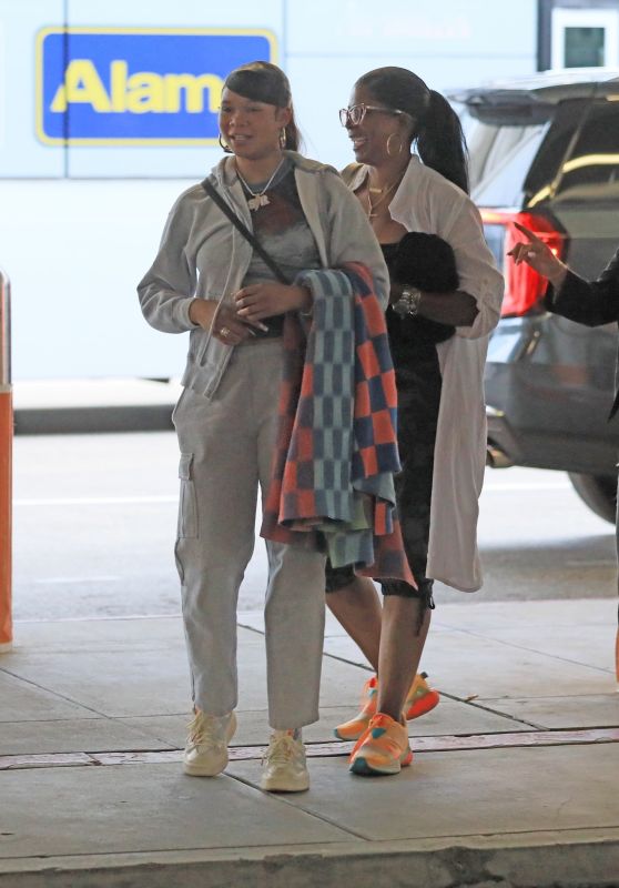 Storm Reid With Her Mother in Los Angeles 08/07/2023