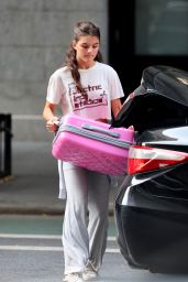 Suri Cruise in an Electric Lady Studios Crop Top and a Pop of Barbie Pink in Tow in New York 08/22/2023