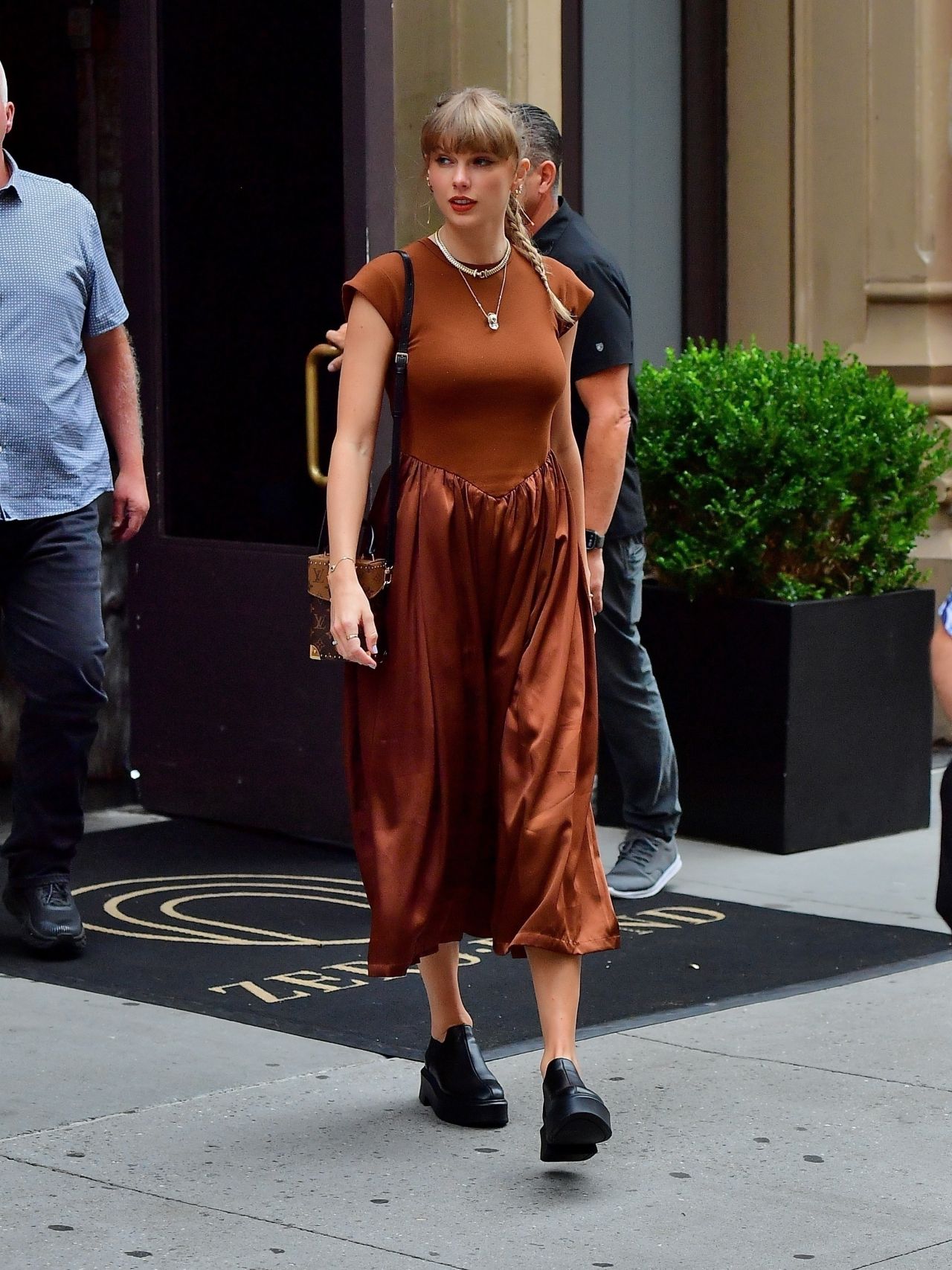 Louis Vuitton Camera Box Bag worn by Taylor Swift Out in New York