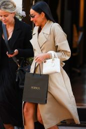Terry Biviano - Shopping for Jewelry at Alinka in Sydney 08/15/2023