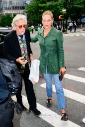 Uma Thurman Arrives for Robert De Niro’s 80th Birthday Celebration in New York 08/16/2023