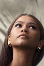 Zendaya - Embodying Goddess Of Victory for the LANCÔME/Louvre Collaboration 08/28/2023