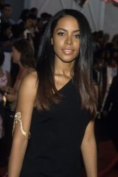 Aaliyah - MTV Movie Awards 2000