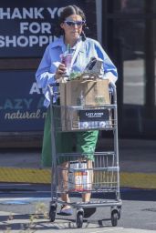 Alia Shawkat - Grocery Shopping in Los Feliz 09/03/2023