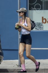 Amelia Hamlin in Gym Ready Outfit on Melrose 09/05/2023