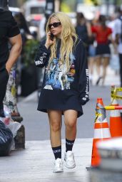 Avril Lavigne in an Oversized Star Wars Sweatshirt in Soho 09/07/2023