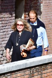 Catherine Deneuve Strolling in Venice 08/31/2023