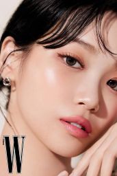 Chaewon (Le Sseafim) - W Magazine Korea September 2023