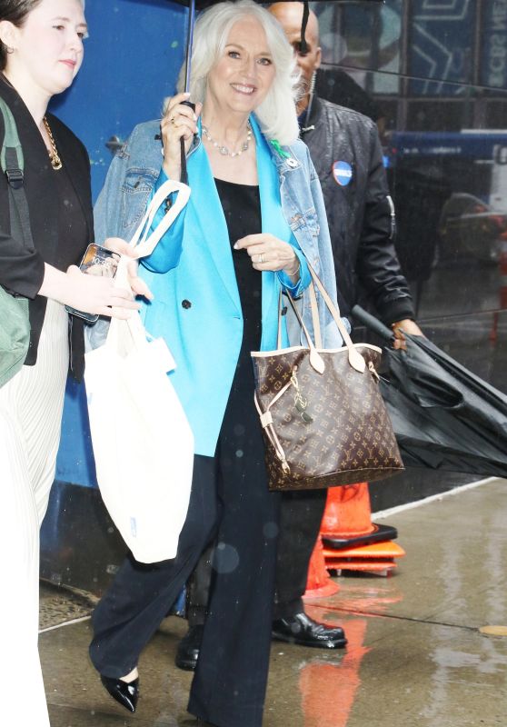 Cynthia Germanotta - Exiting GMA Studio in New York 09/18/2023