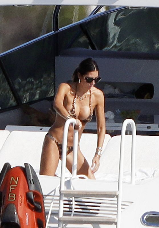 Elisabetta Gregoraci in a Leopard Print Bikini - South of France 09/04/2023