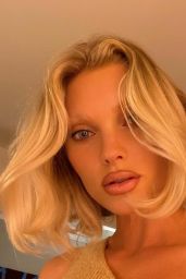 Elsa Hosk 09/18/2023