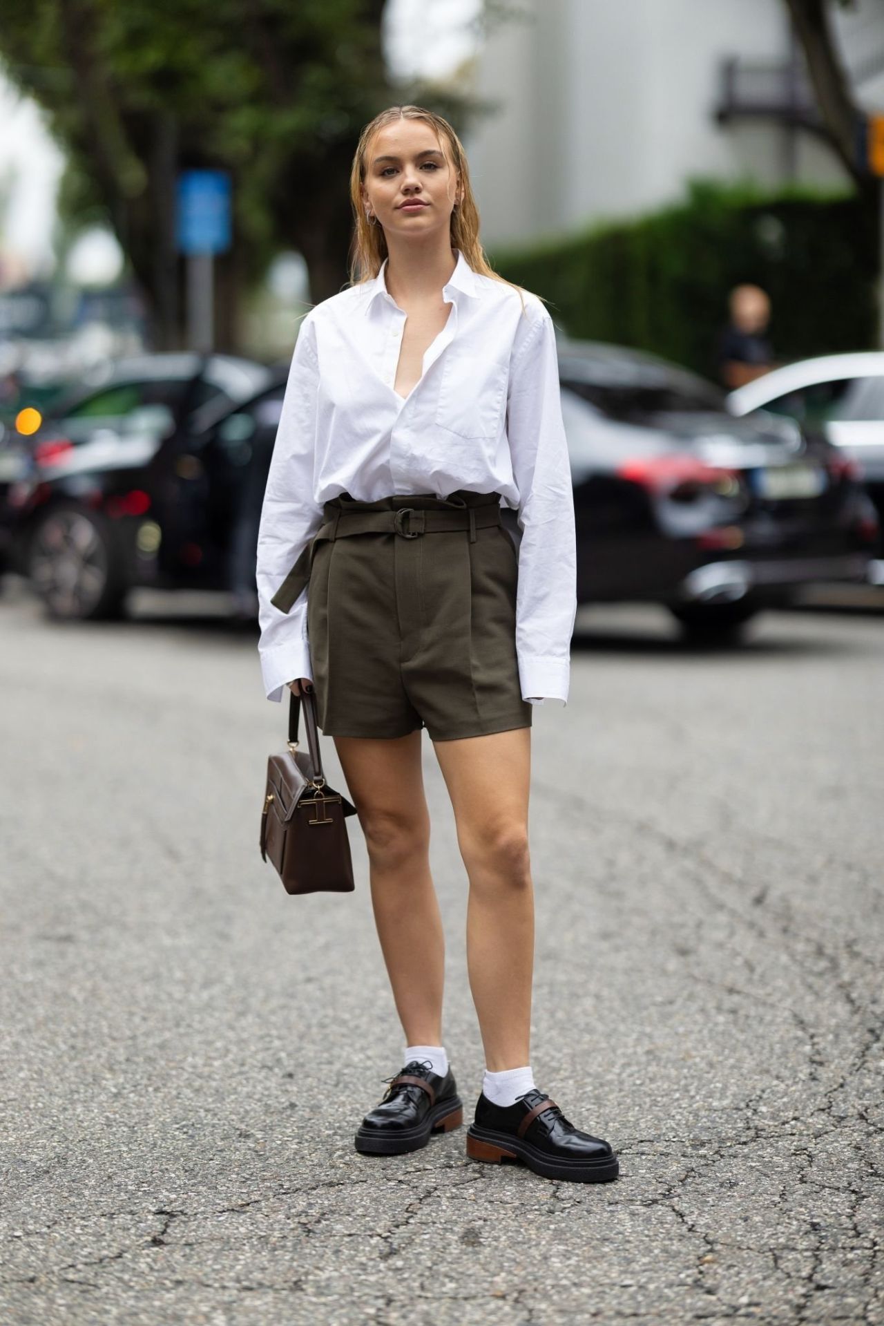 Emma Brooks - Tod's Fashion Show in Milan 09/22/2023 • CelebMafia