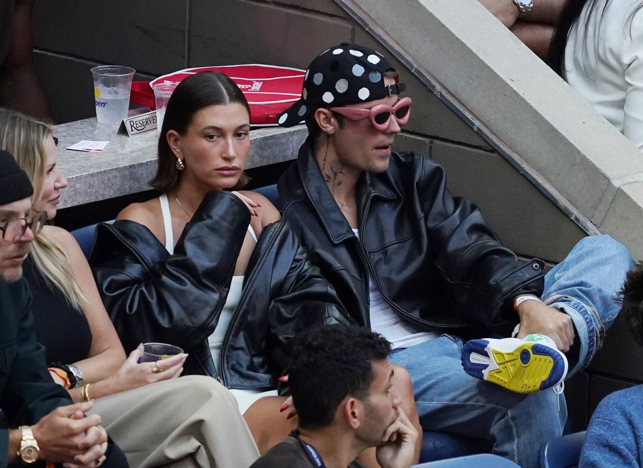 Hailey Rhode Bieber and Justin BIeber Watching Coco Gauff vs. Elise