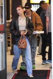 Hailey Rhode Bieber - Out in Los Angeles 09/19/2023
