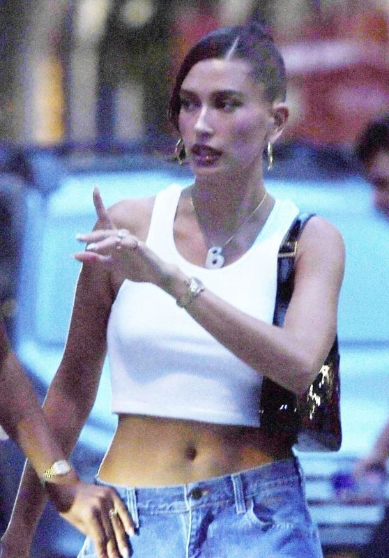 Hailey Rhode Bieber - Out in Tribeca 09/07/2023