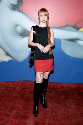 Hayley Williams - alice + olivia by Stacey Bendet Show at NYFW 09/09/2023