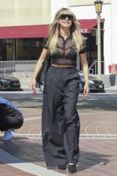 Heidi Klum - Arrives at AGT Set in Los Angeles 09/26/2023