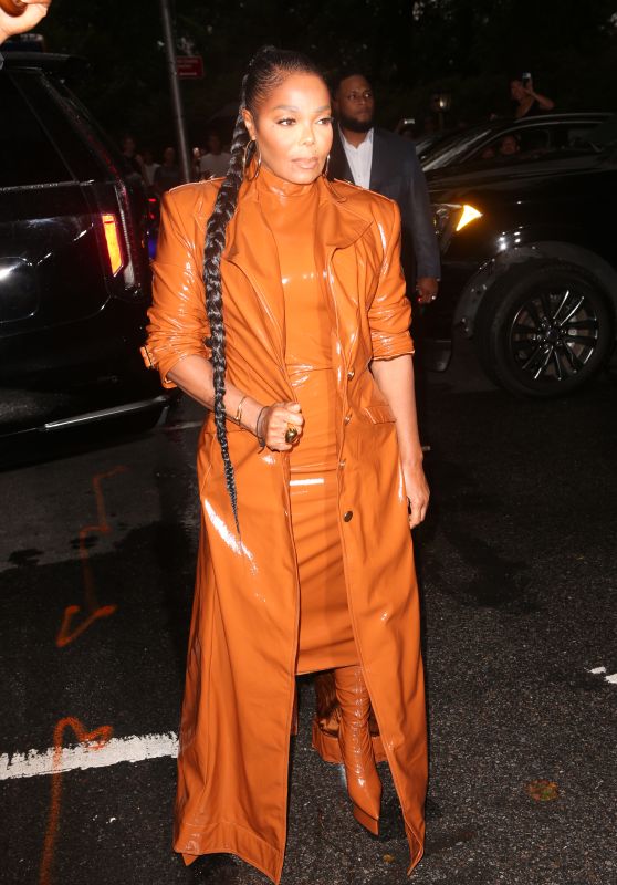 Janet Jackson Arrives at Christian Siriano Show at New York Fashion Week 09/08/2023
