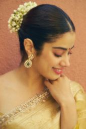 Janhvi Kapoor 09/19/2023