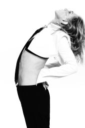 Jennifer Aniston – CR Fashion Book Issue 23 F/W 2023/24 (more photos)