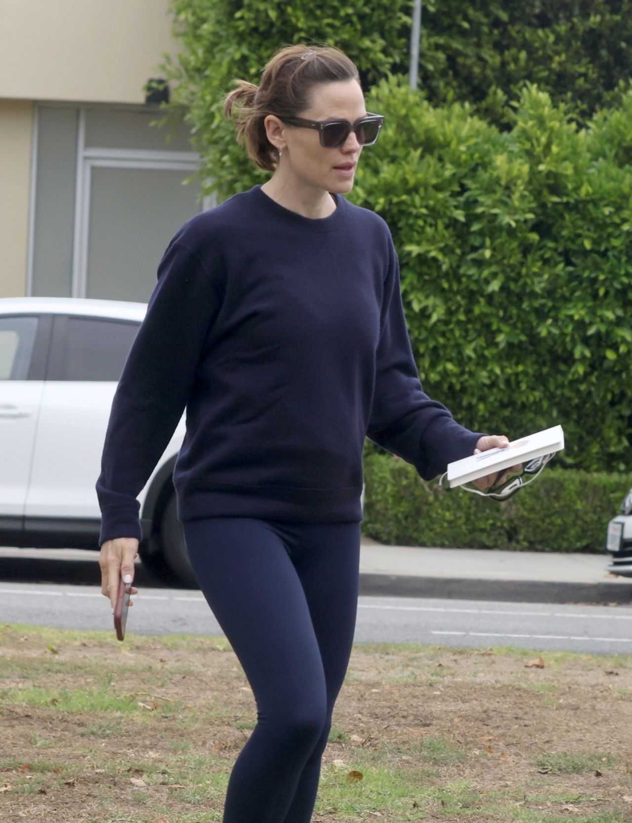 Jennifer Garner in Santa Monica 09/15/2023 • CelebMafia