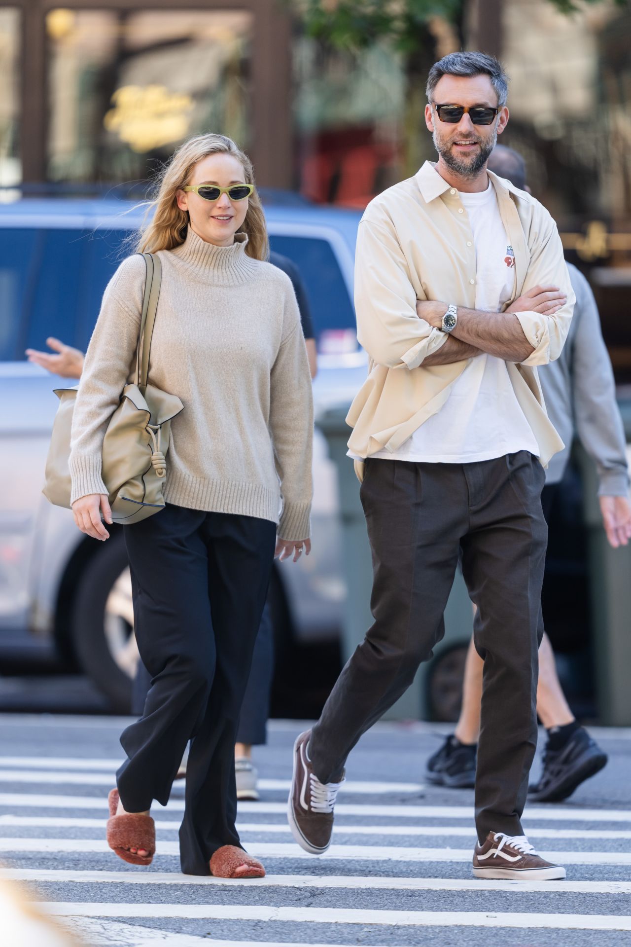 Jennifer Lawrence - Out in New York City 09/17/2023 • CelebMafia