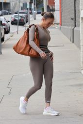 Jennifer Lopez in High-waisted Yoga Pants in Los Angeles 09/29/2023