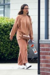 Jessica Alba in Casual Outfit in Los Angeles 09/29/2023